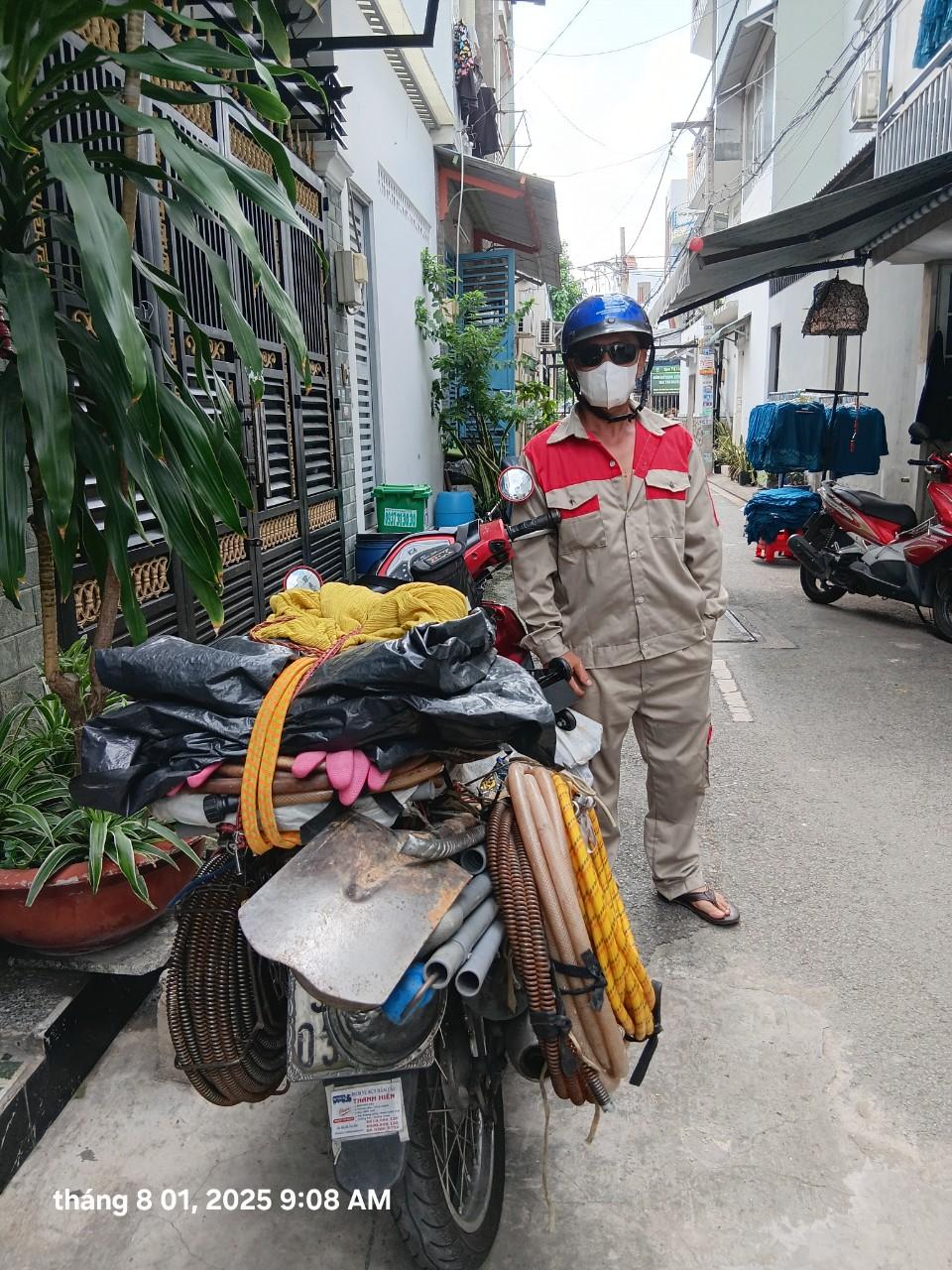 Tuấn Thanh Rút Hầm Cầu